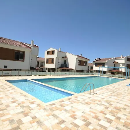 Hébergement de vacances Egelife Prestij Havuzlu 2+1 Yazlik Halic